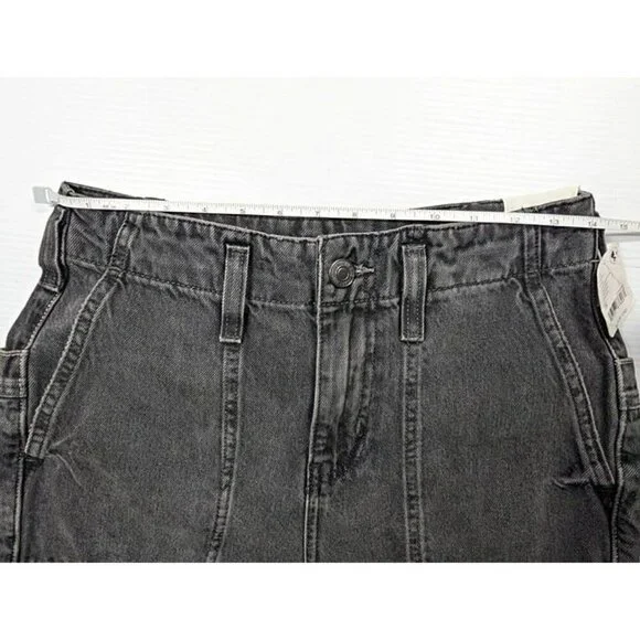 Free People Major Leagues Mid Rise Cuffed Black Jeans Size 26 (MSRP $128) - Picture 9 of 9